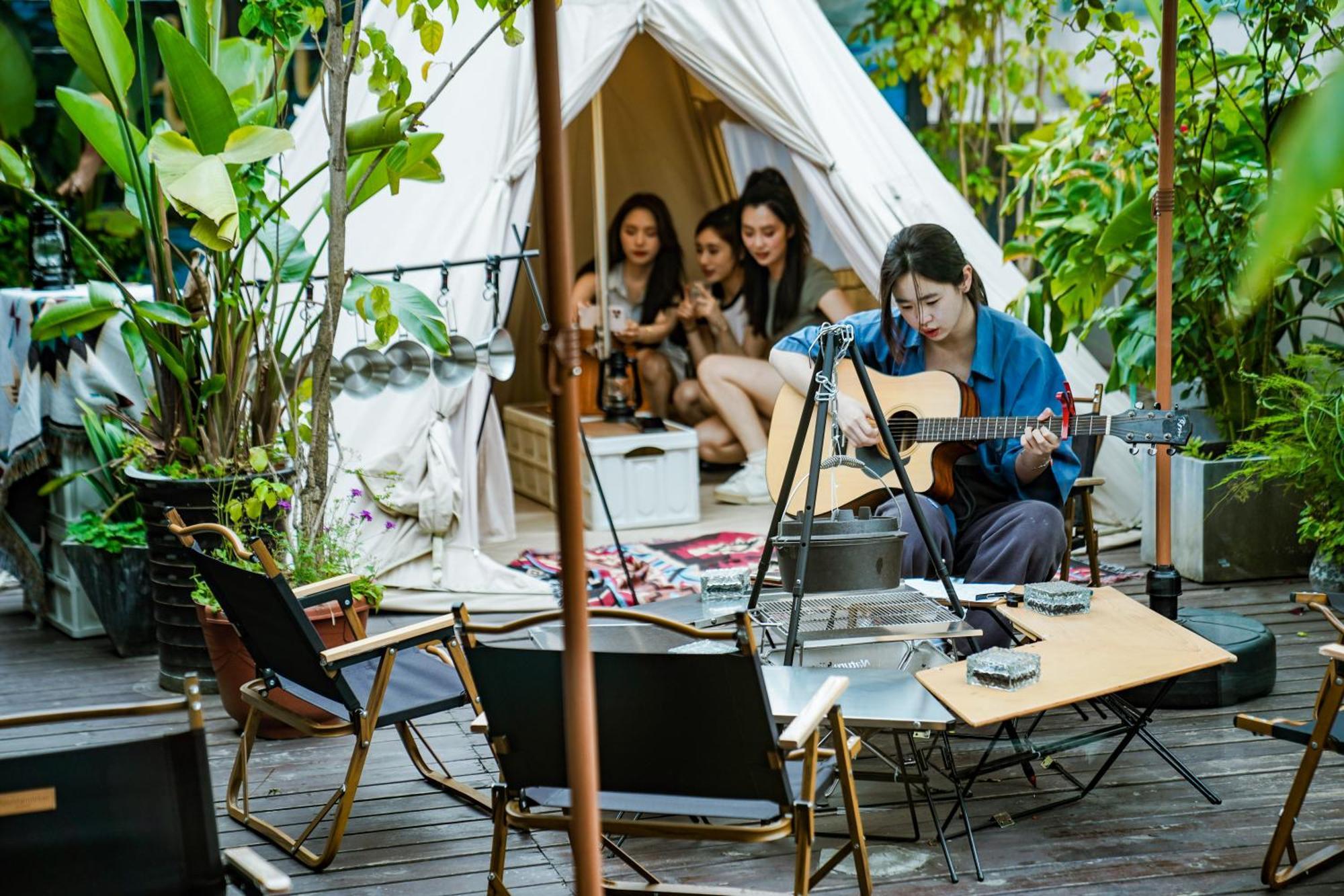 Chengdu Flipflop Hostel Poshpacker Bagian luar foto